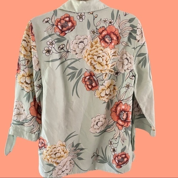 JM Collection Top - Picture 3 of 6